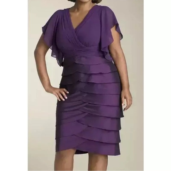Adrianna Papell Dresses & Skirts - Adrianna Papell Silk Purple V-Neck Sleeveless Zipper Ruffle Formal Dress Size14W